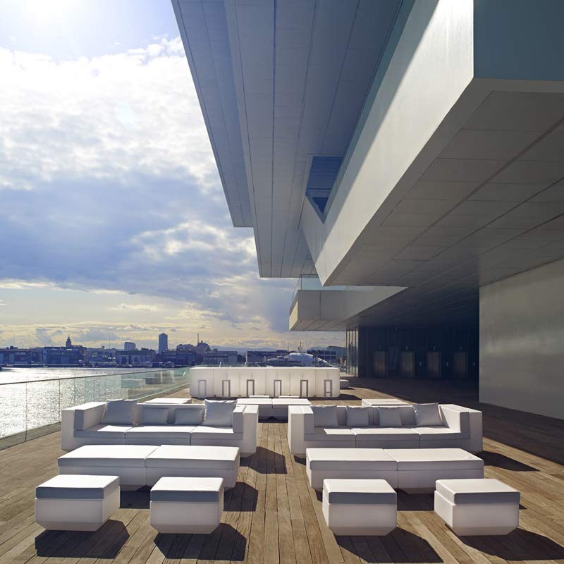 muebles-exterior-puff-mesas-vela-ramonesteve-vondom (3)