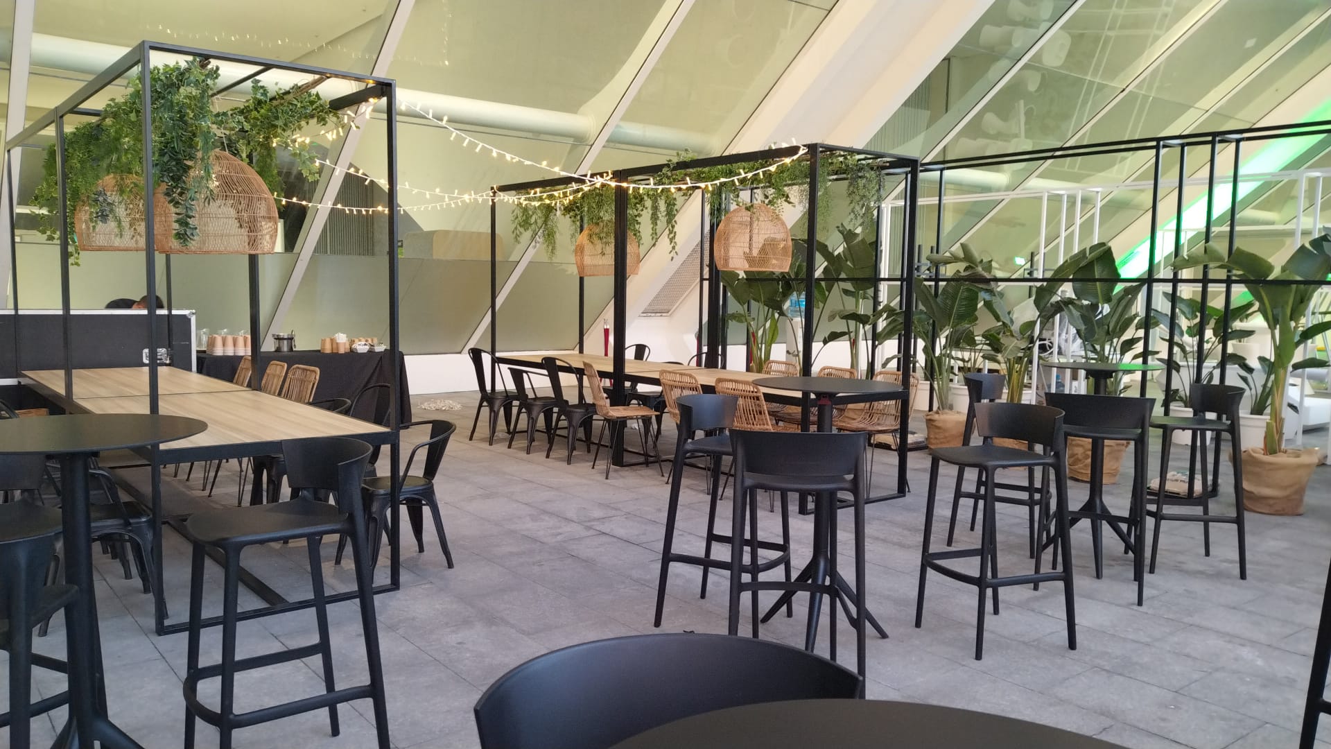 MESAS TIPI COMEDOR