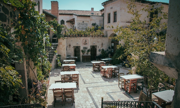 decorar patio interior